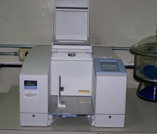 Espectrofotómetro FTIR y NIR